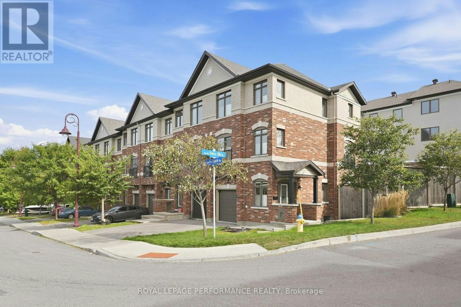275 Eric Czapnik Way, Ottawa, ON, K1E 0B4