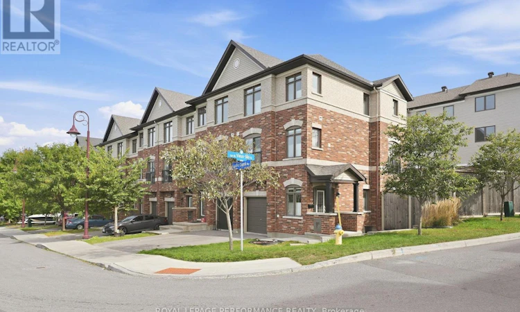 275 Eric Czapnik Way
