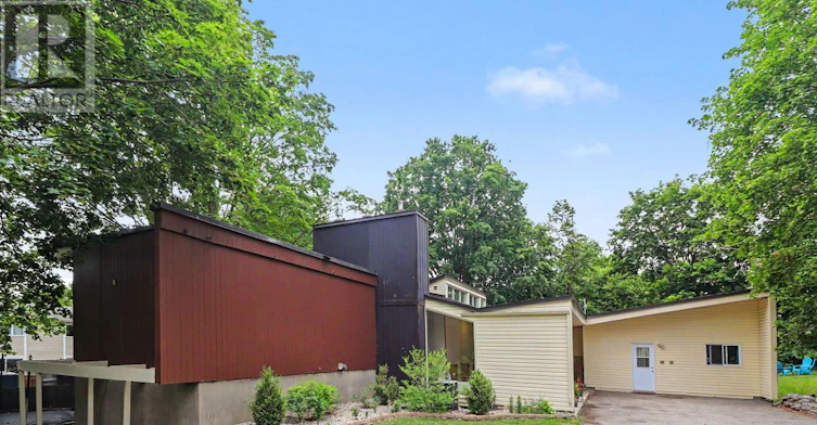 1770 Montreal Road, Ottawa, ON, K1J 6N3