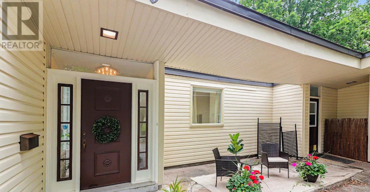 1770 Montreal Road, Ottawa, ON, K1J 6N3 - 2