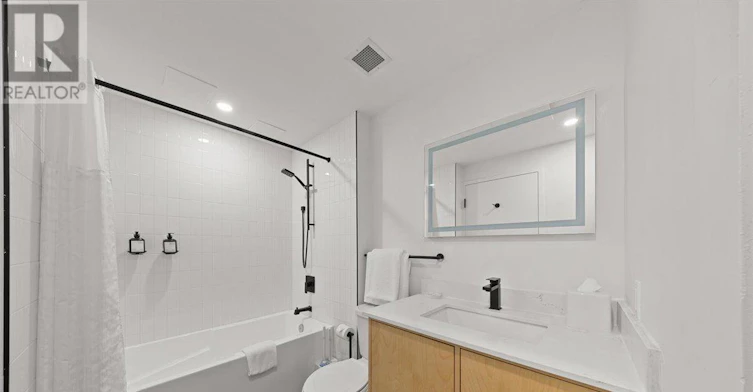 715-161 Laurier Avenue W, Ottawa, ON, K1P 5J2 - 9