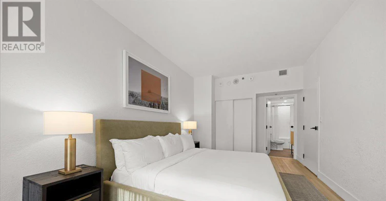 1205-161 Laurier Avenue W, Ottawa, ON, K1P 5J2 - 11