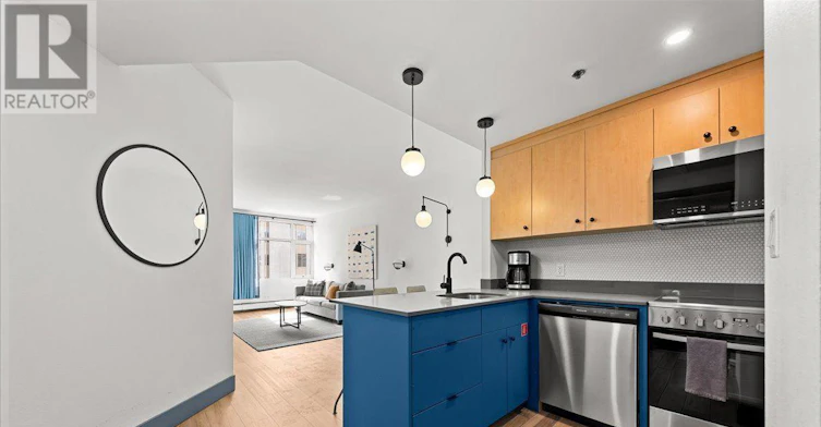 1304-161 Laurier Avenue W, Ottawa, ON, K1P 5J2 - 6