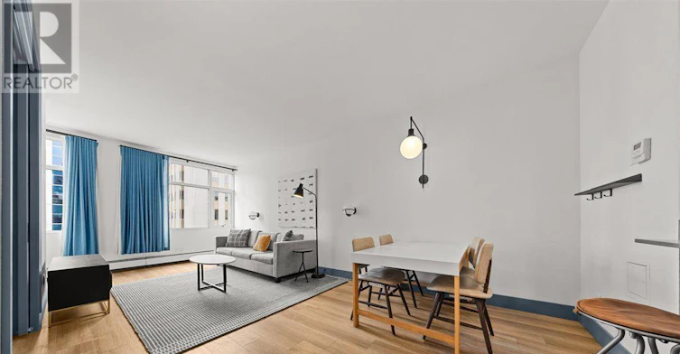 1304-161 Laurier Avenue W, Ottawa, ON, K1P 5J2 - 11