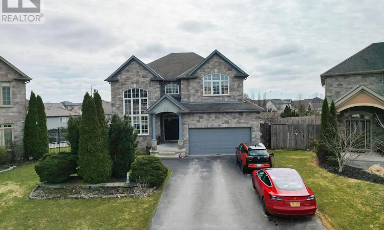 6600 Richard Crescent