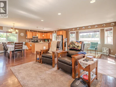 6500 Grey Crescent - 5