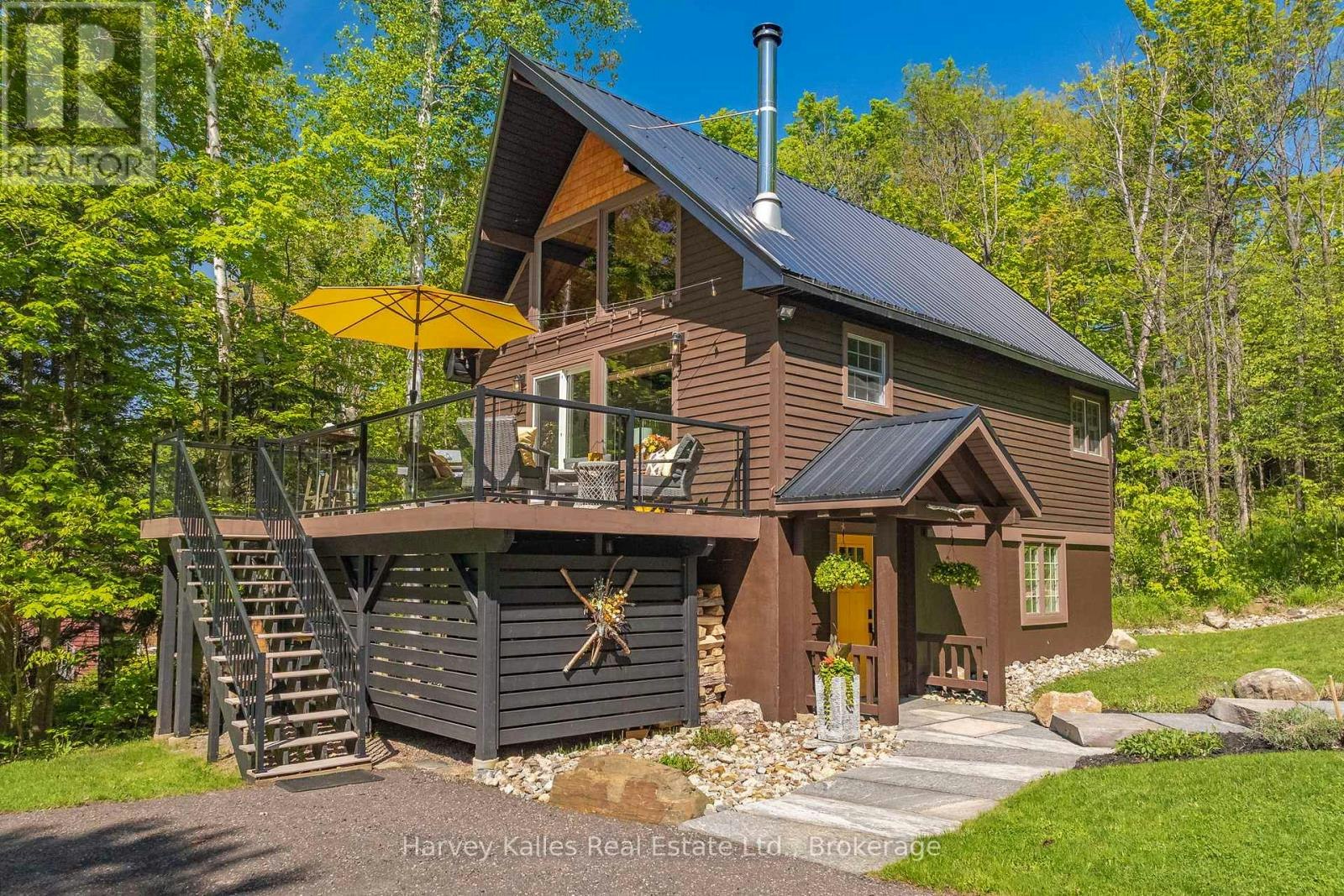 157 Chalet Crescent, Huntsville, ON, P1H 1A8