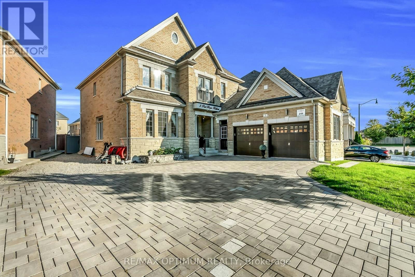 3 Port Hope Hollow, Brampton, ON, L6Y 2Y9