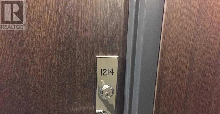 1214-1185 The Queensway, Toronto, ON, M8Z 0C6 - 2