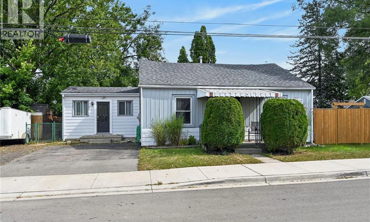 82 Division Street