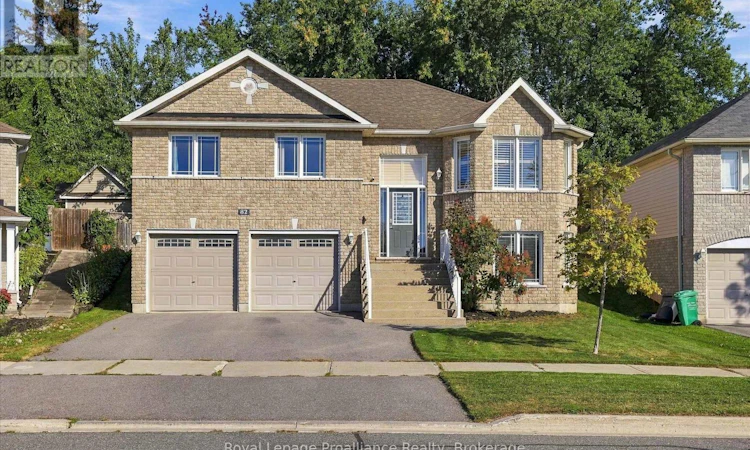 82 Parcells Crescent