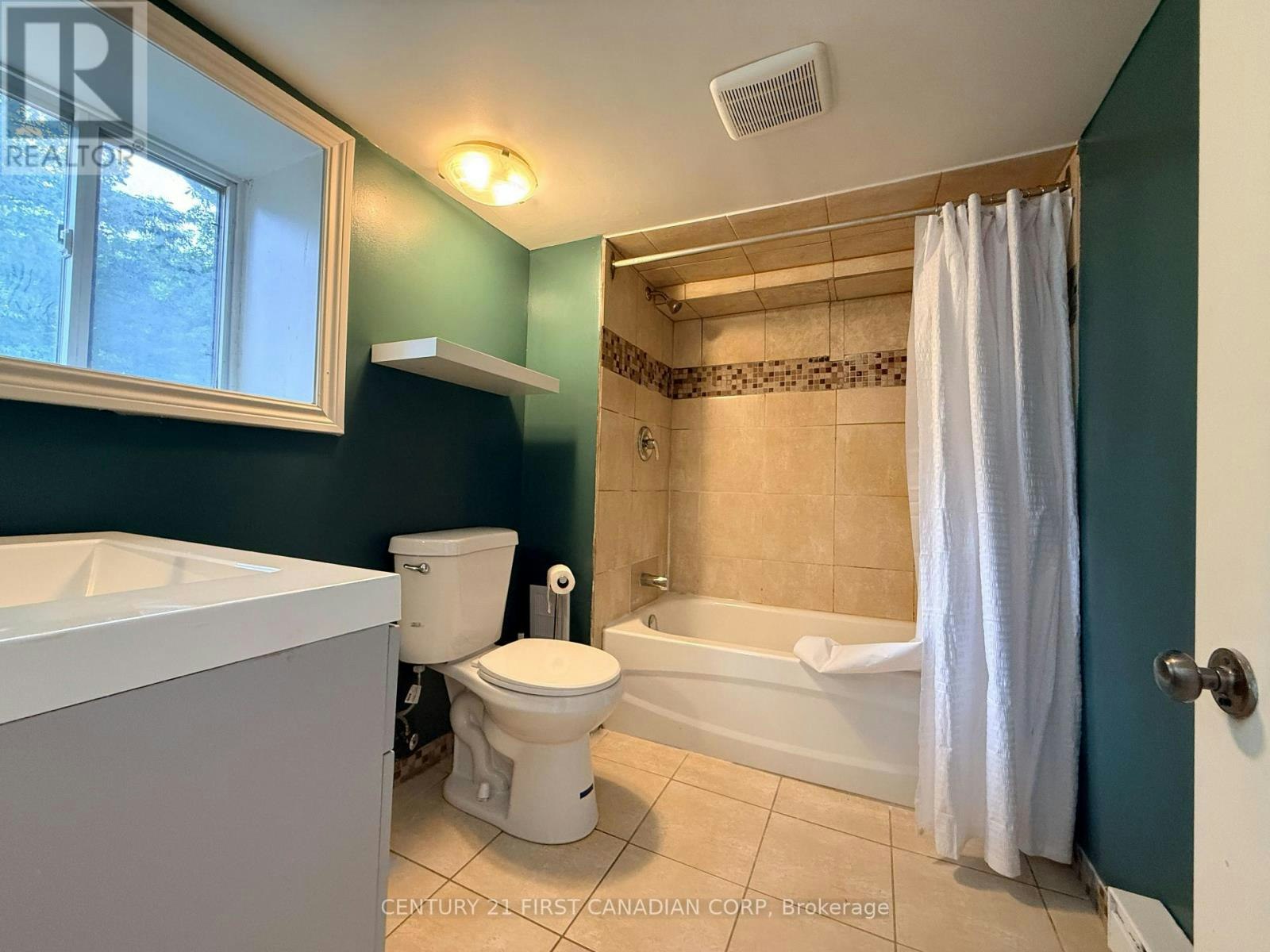 11-1 Waverley Place, London, ON, N6B 2C3 - 11