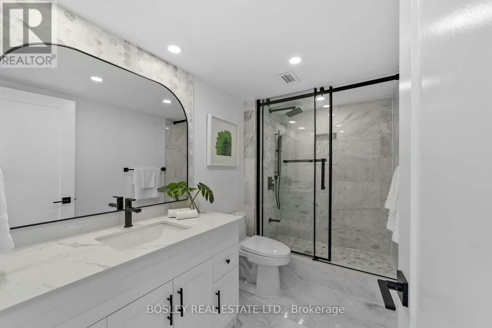PH02-705 King Street, Toronto, ON, M5V 2W8 - 16