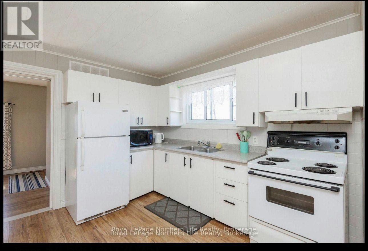 581A Banner Avenue, North Bay, ON, P1A 1X7 - 5