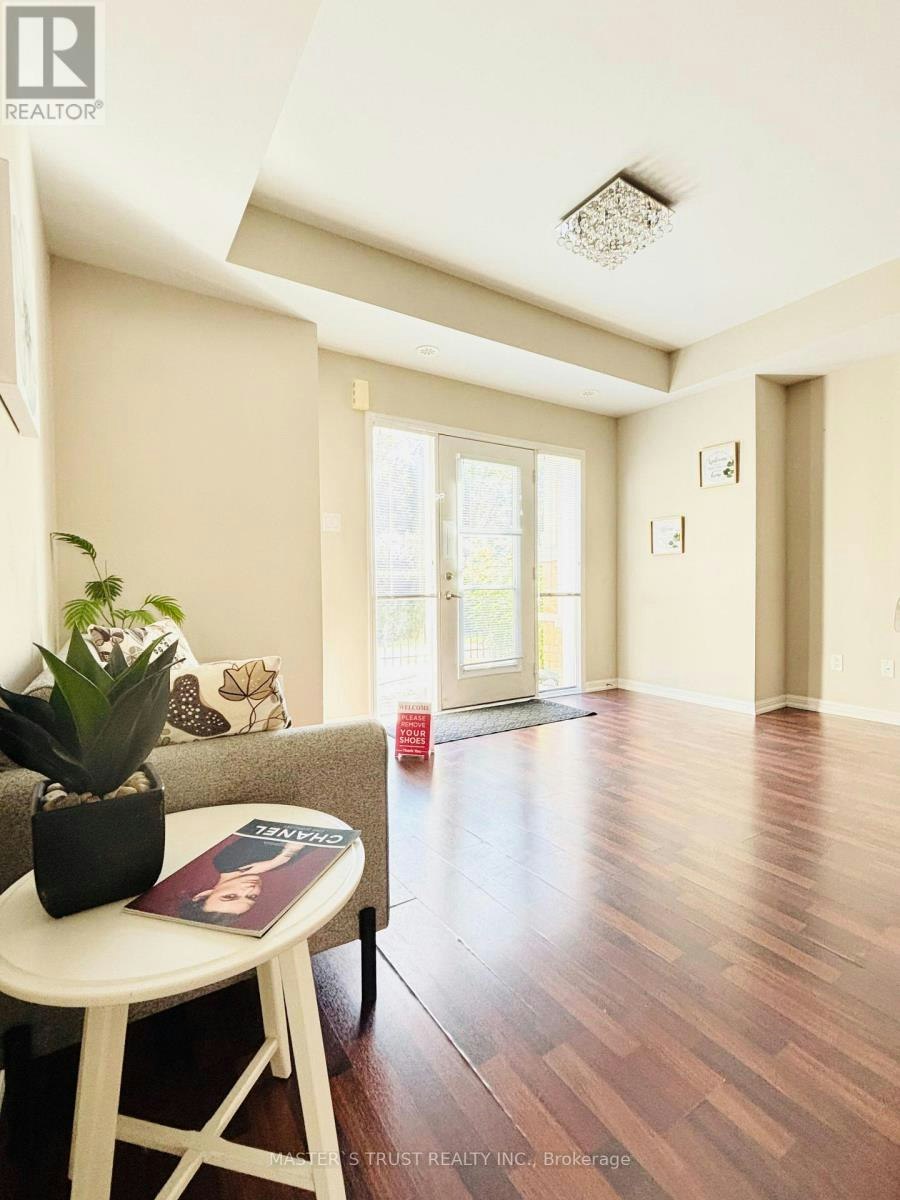 33 Walter Dove Court, Aurora, ON, L4G 0S8 - 5