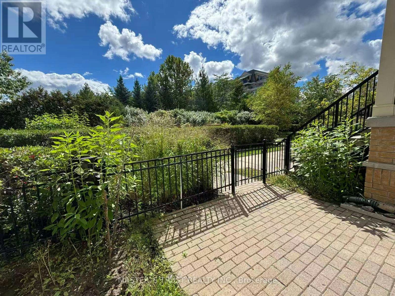 33 Walter Dove Court, Aurora, ON, L4G 0S8 - 3