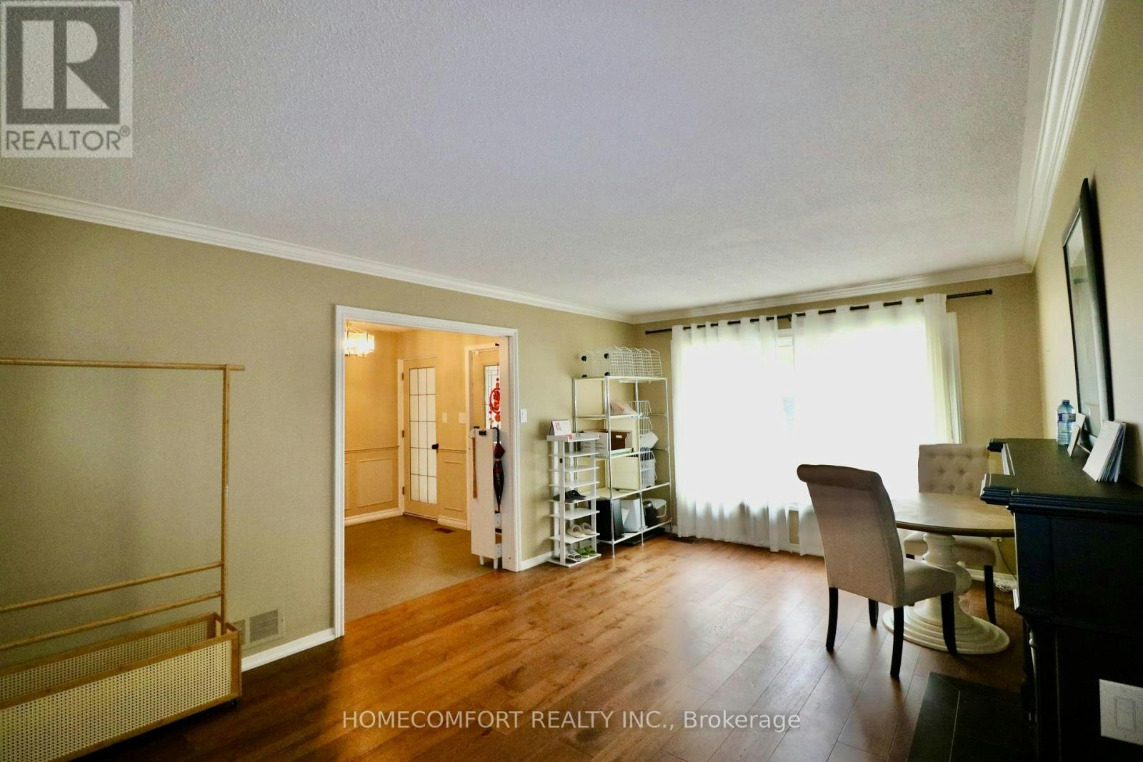 12 Banbury Court, Aurora, ON, L4G 3M9 - 3