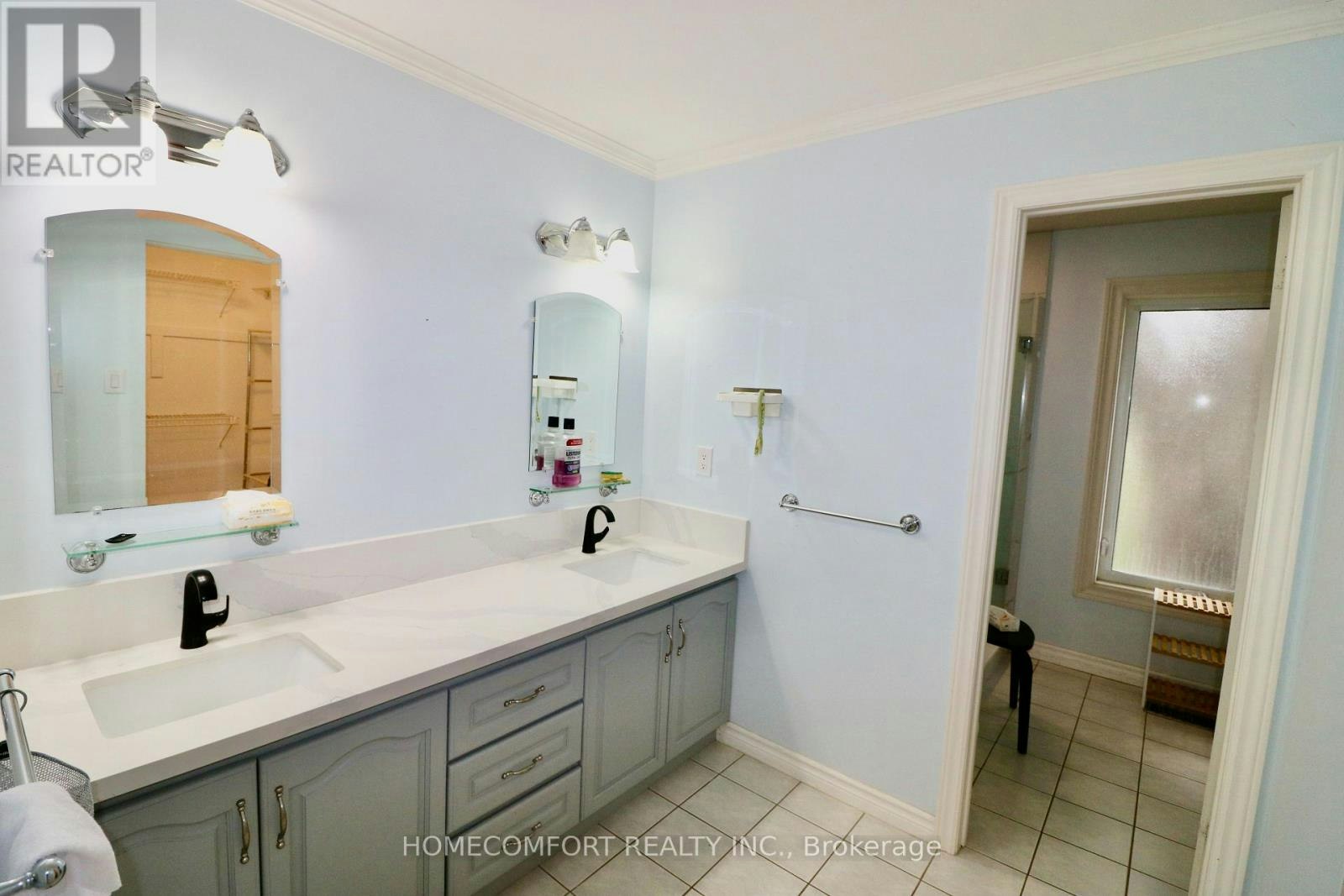 12 Banbury Court, Aurora, ON, L4G 3M9 - 24