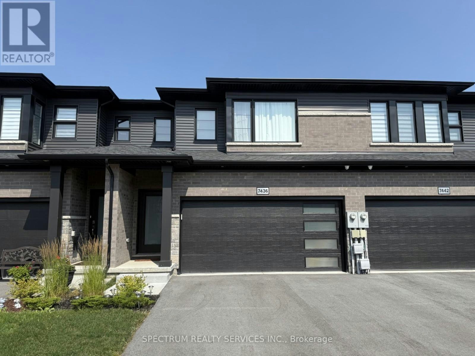 7436 Matteo Drive, Niagara Falls, ON, L2H 3T3