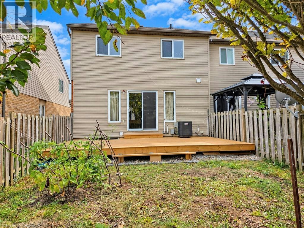 564 Wild Iris Avenue, Waterloo, ON, N2V 2X5 - 37