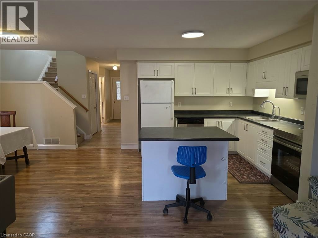 564 Wild Iris Avenue, Waterloo, ON, N2V 2X5 - 12