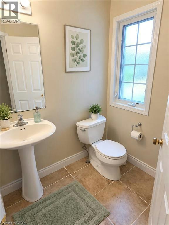 564 Wild Iris Avenue, Waterloo, ON, N2V 2X5 - 7