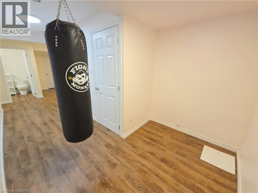 564 Wild Iris Avenue, Waterloo, ON, N2V 2X5 - 33