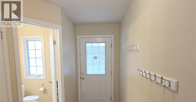 564 Wild Iris Avenue, Waterloo, ON, N2V 2X5 - 6