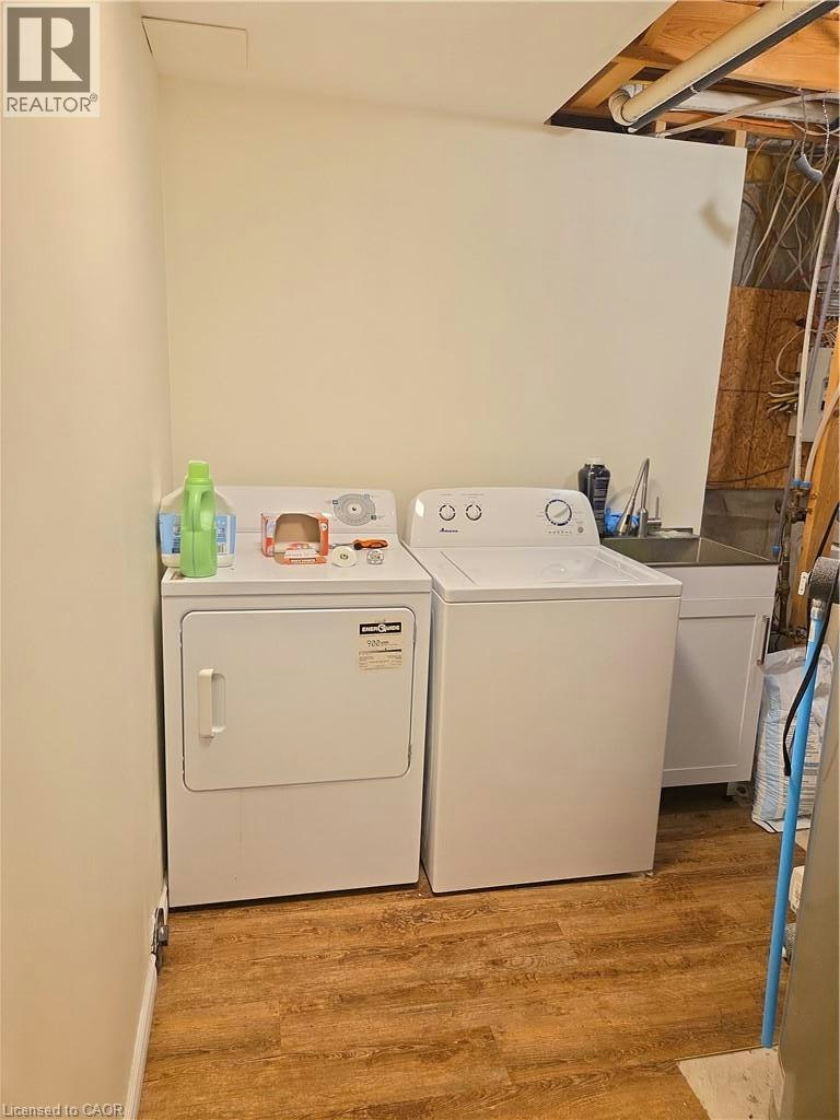 564 Wild Iris Avenue, Waterloo, ON, N2V 2X5 - 31