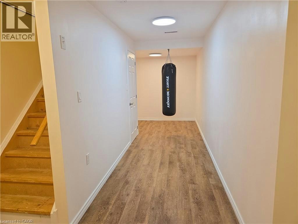564 Wild Iris Avenue, Waterloo, ON, N2V 2X5 - 28