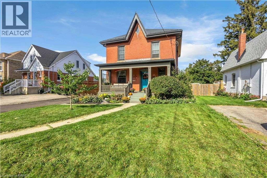 17 Alexander Avenue, Brant, ON, N3L 2V6