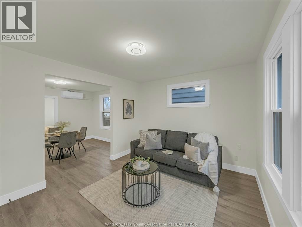 3-557 Cameron, Windsor, ON, N9B 1Y9