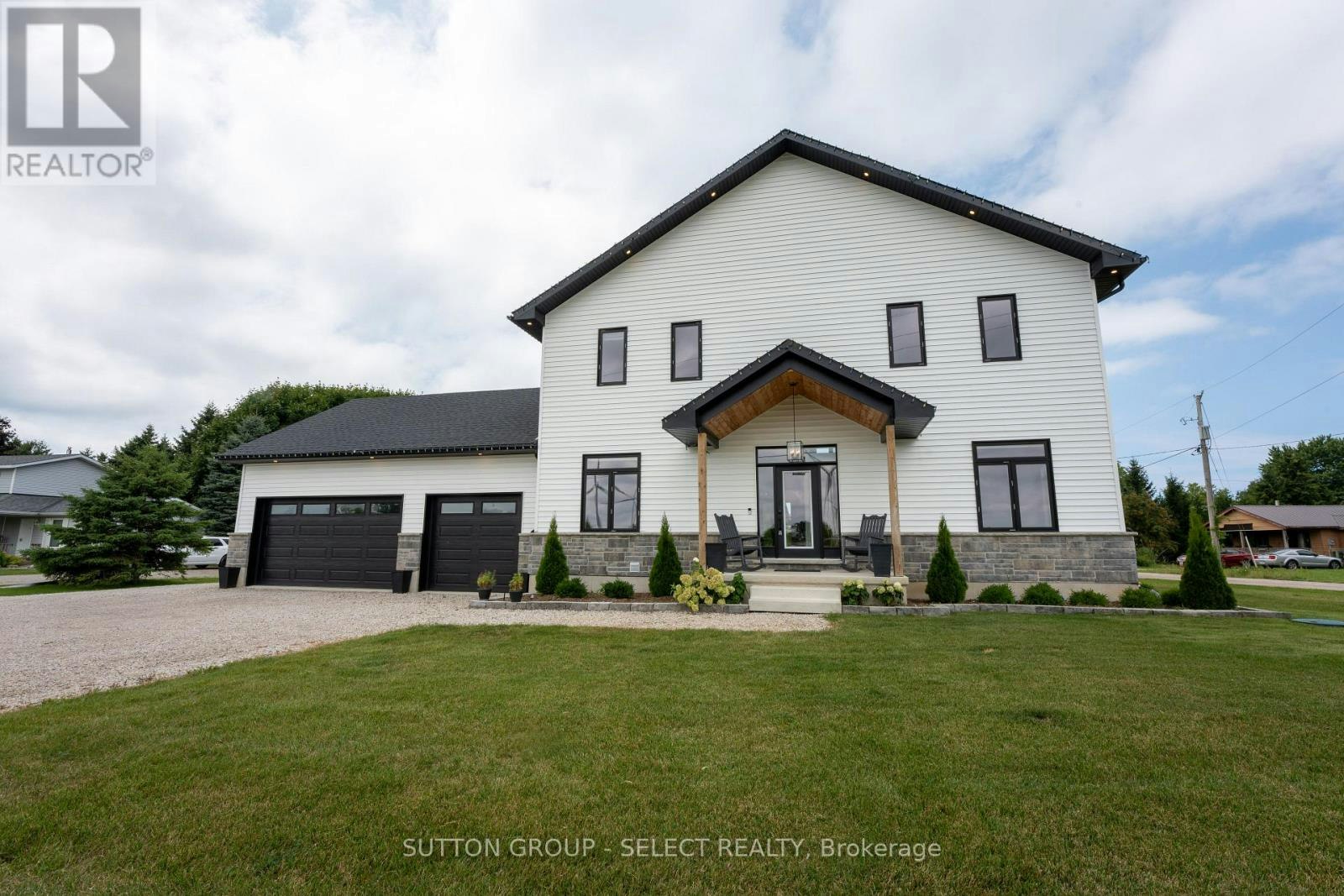 33977 Kildeer Drive, Bluewater, ON, N0M 1N0
