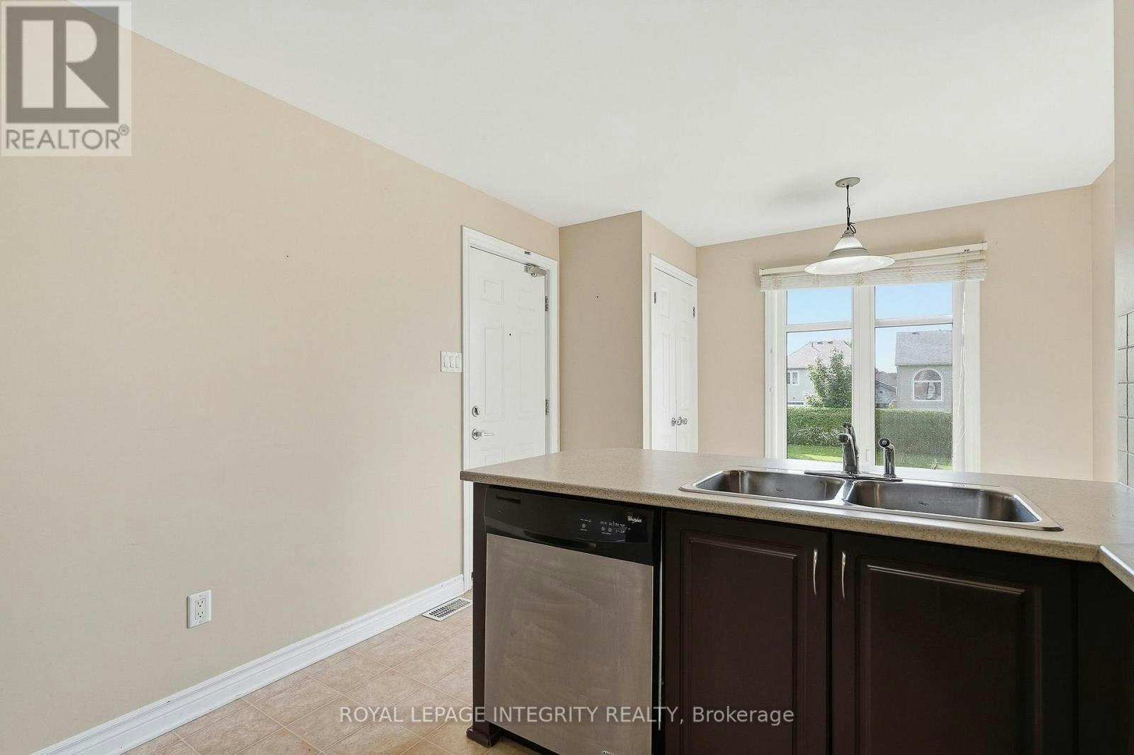 5-1124 Docteur Corbeil Boulevard, Clarence-Rockland, ON, K4K 0G9 - 9