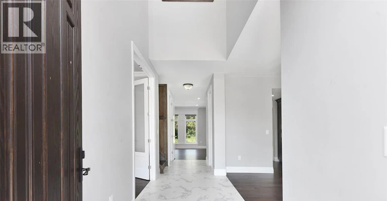 566 Maguire Street, Windsor, ON, N9E 0A6 - 3