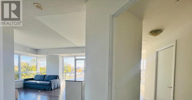 205-160 Vanderhoof Avenue, Toronto, ON, M4G 0B7 - 3