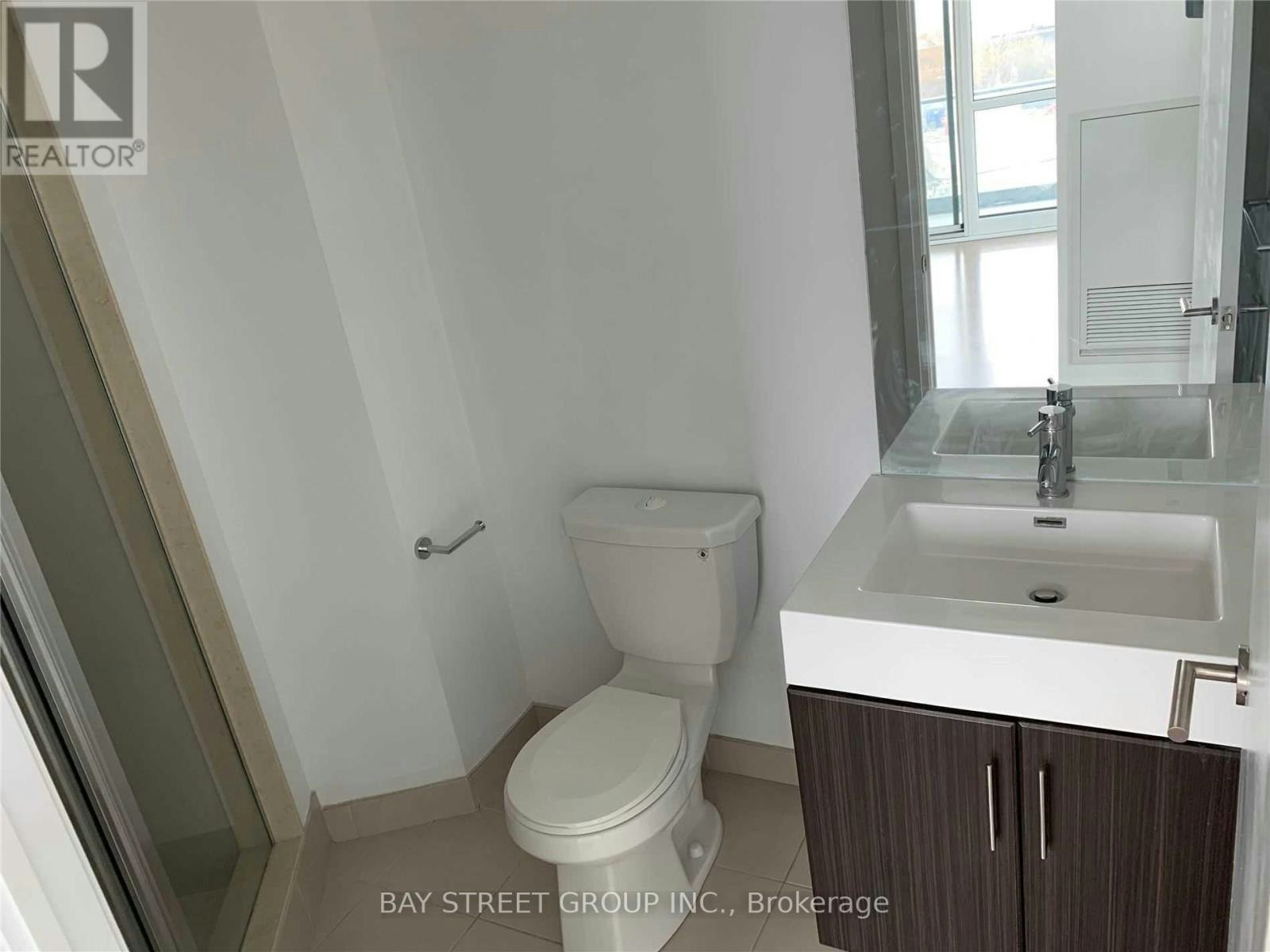205-160 Vanderhoof Avenue, Toronto, ON, M4G 0B7 - 17