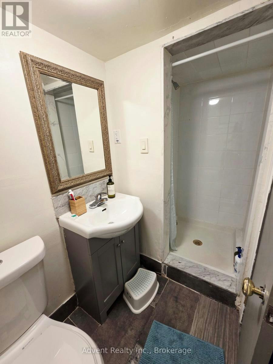 800 Davenport Road, Toronto, ON, M6G 2B3 - 3