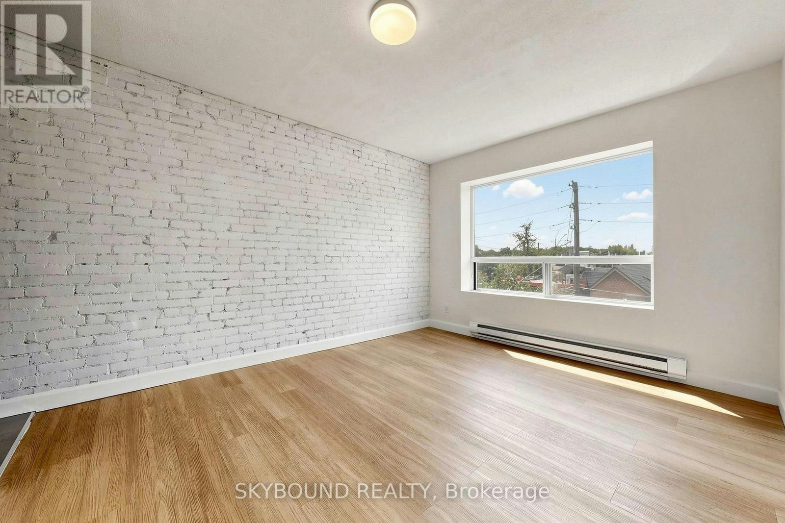 G-131 Wineva Avenue, Toronto, ON, M4E 2T3 - 8