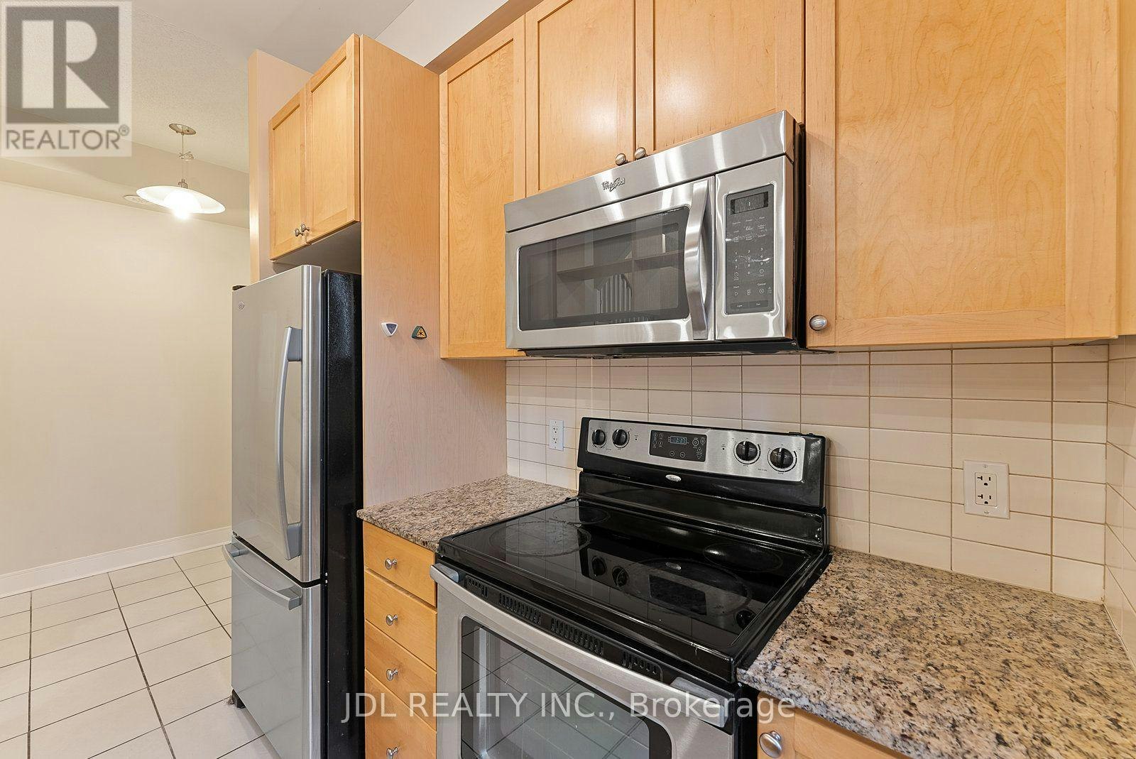 76-315 Village Green Square, Toronto, ON, M1S 0L2 - 16