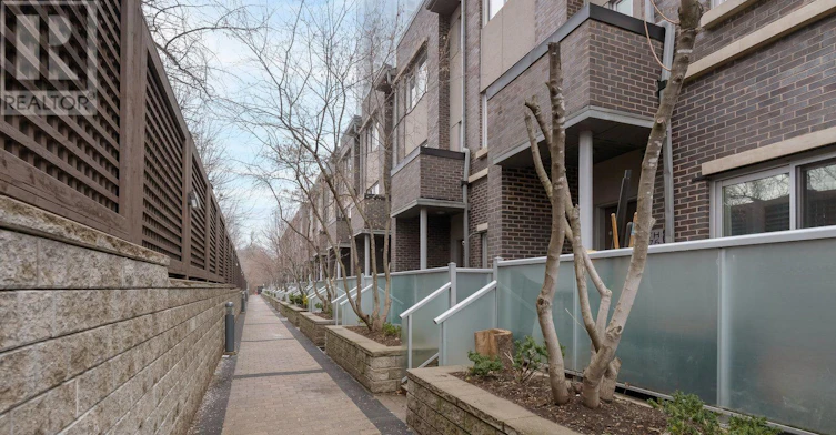 76-315 Village Green Square, Toronto, ON, M1S 0L2 - 4