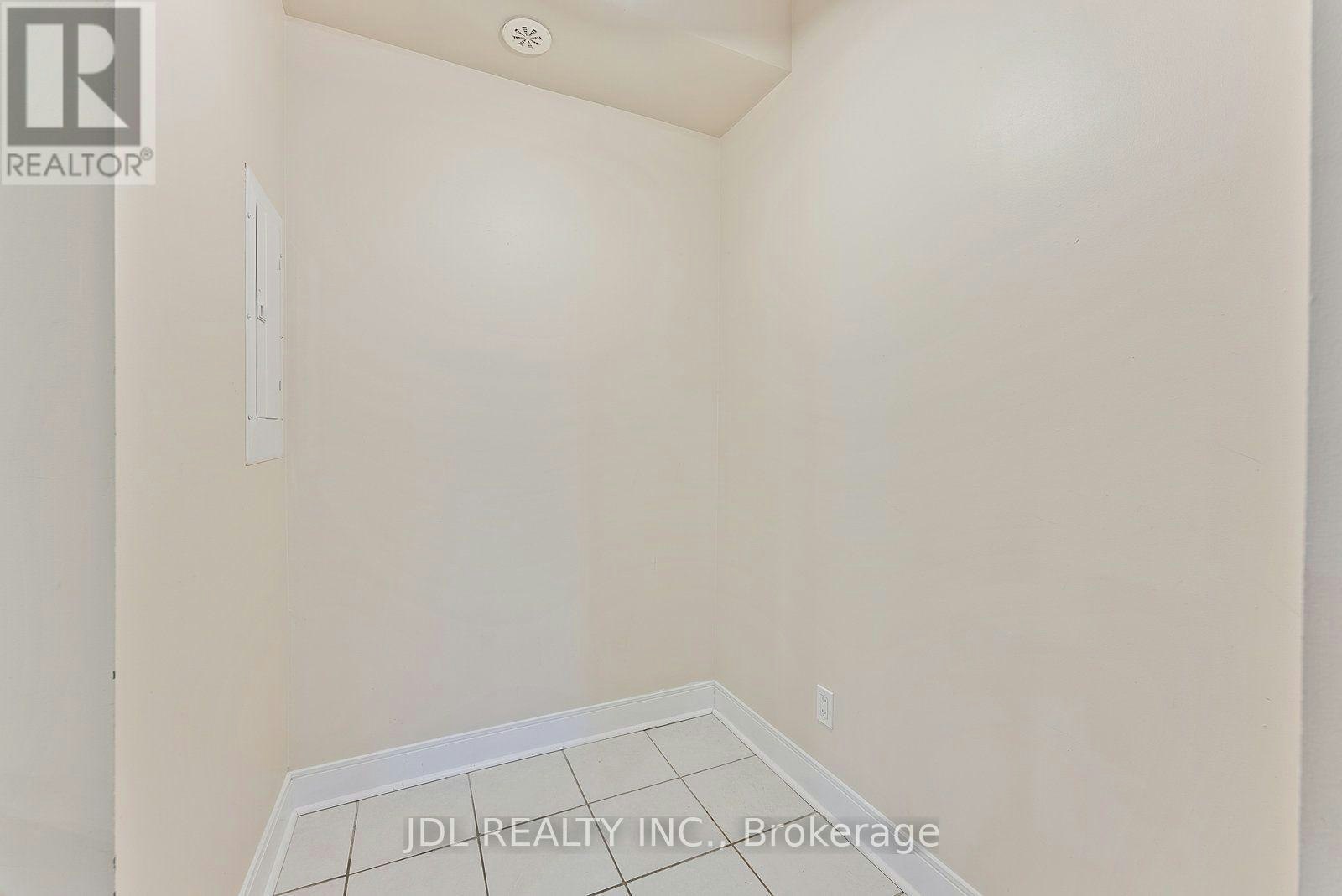 76-315 Village Green Square, Toronto, ON, M1S 0L2 - 17