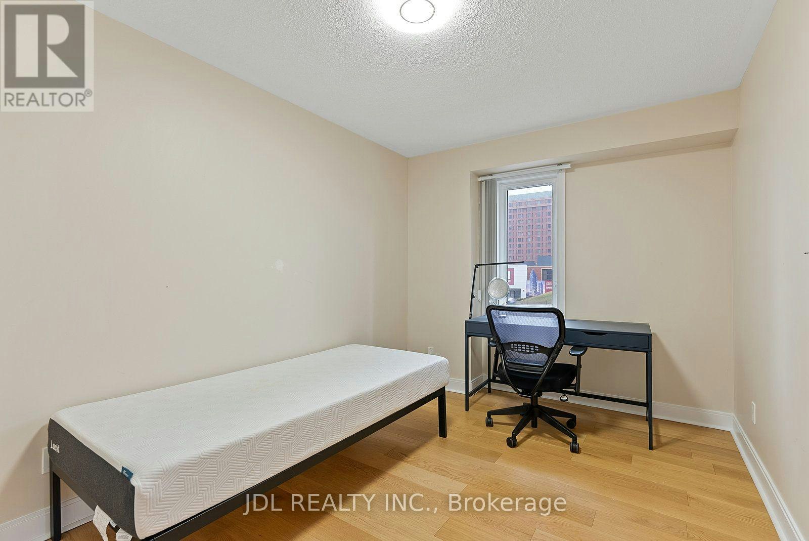 76-315 Village Green Square, Toronto, ON, M1S 0L2 - 22