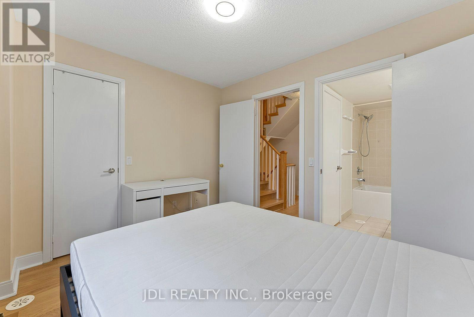 76-315 Village Green Square, Toronto, ON, M1S 0L2 - 27
