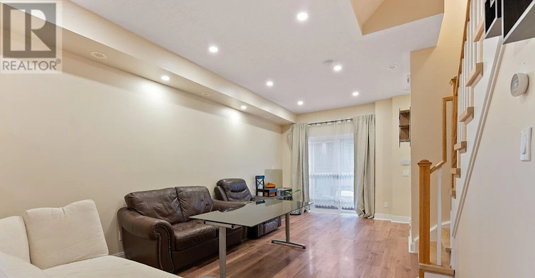 76-315 Village Green Square, Toronto, ON, M1S 0L2 - 10