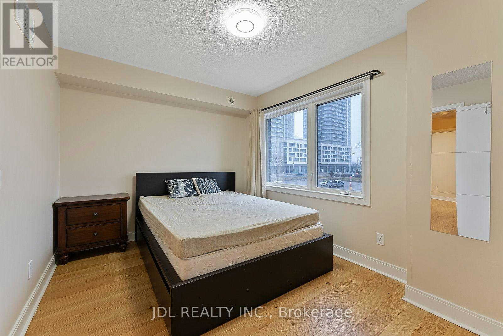 76-315 Village Green Square, Toronto, ON, M1S 0L2 - 40