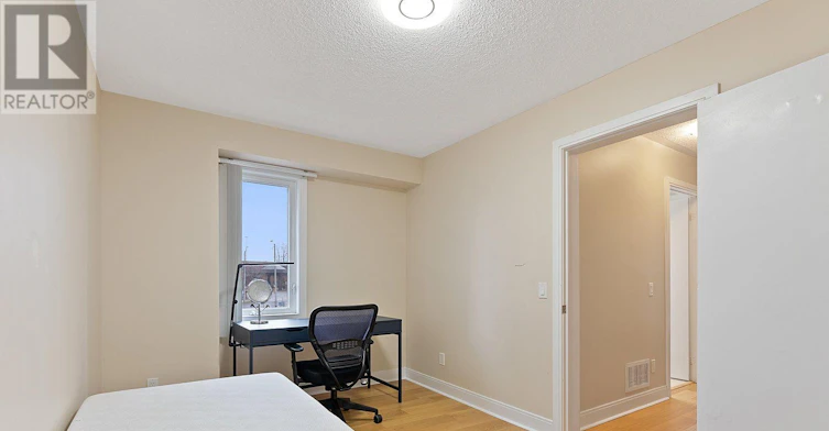 76-315 Village Green Square, Toronto, ON, M1S 0L2 - 23