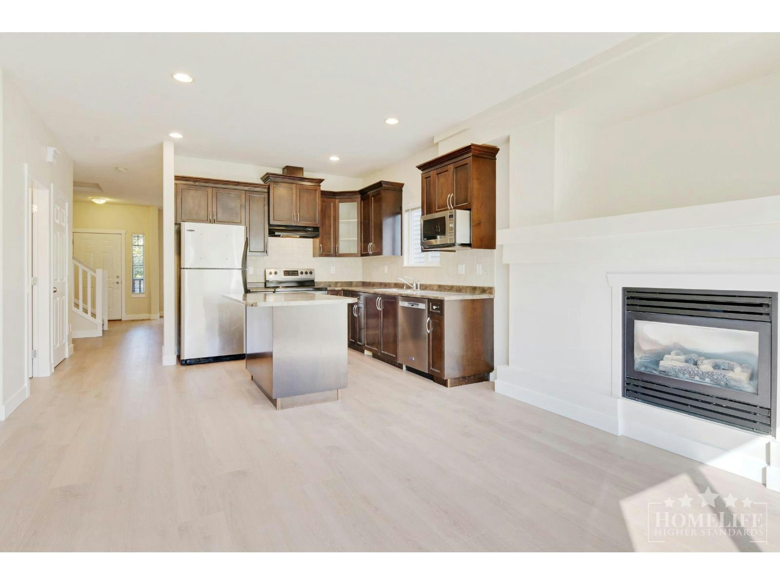 Upper House-16640 60 Avenue, Surrey, BC, V3S 1S9 - 11