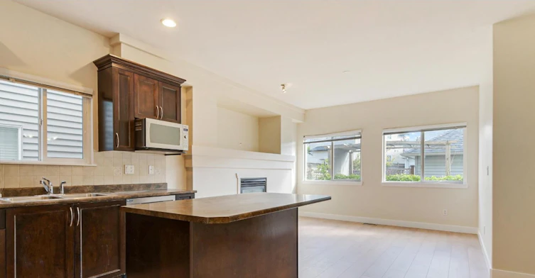 Upper House-16640 60 Avenue, Surrey, BC, V3S 1S9 - 6