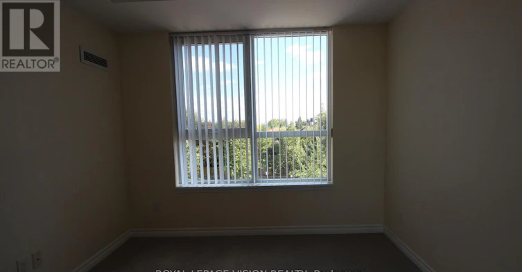 302-11611 Yonge Street, Richmond Hill, ON, L4E 1G2 - 11